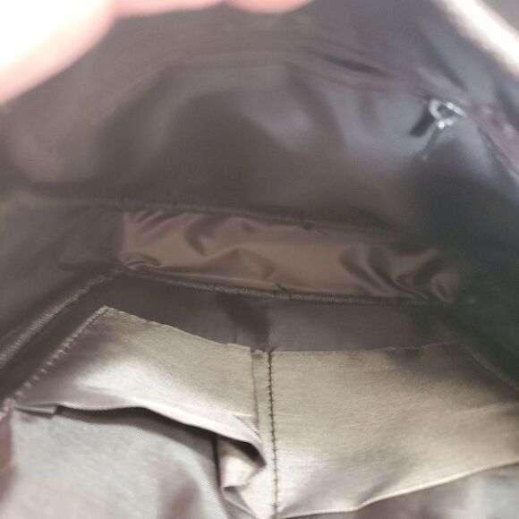 **Last Chance!! Final Sale** Weixier brown messenger bag - Picture 6 of 8